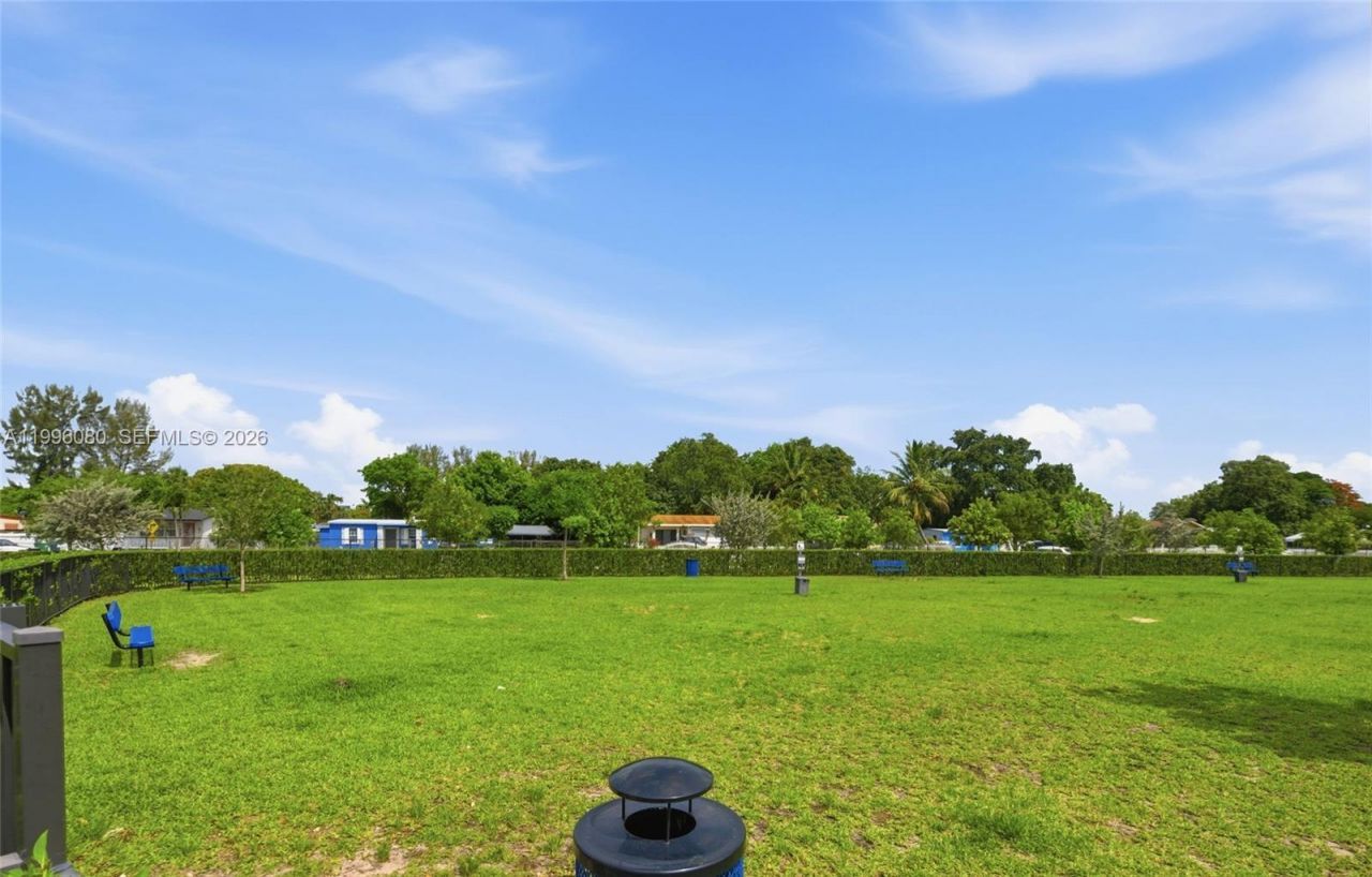 2345 NW 131st Cir, Unit 2345, Miami, FL 33167 Photo