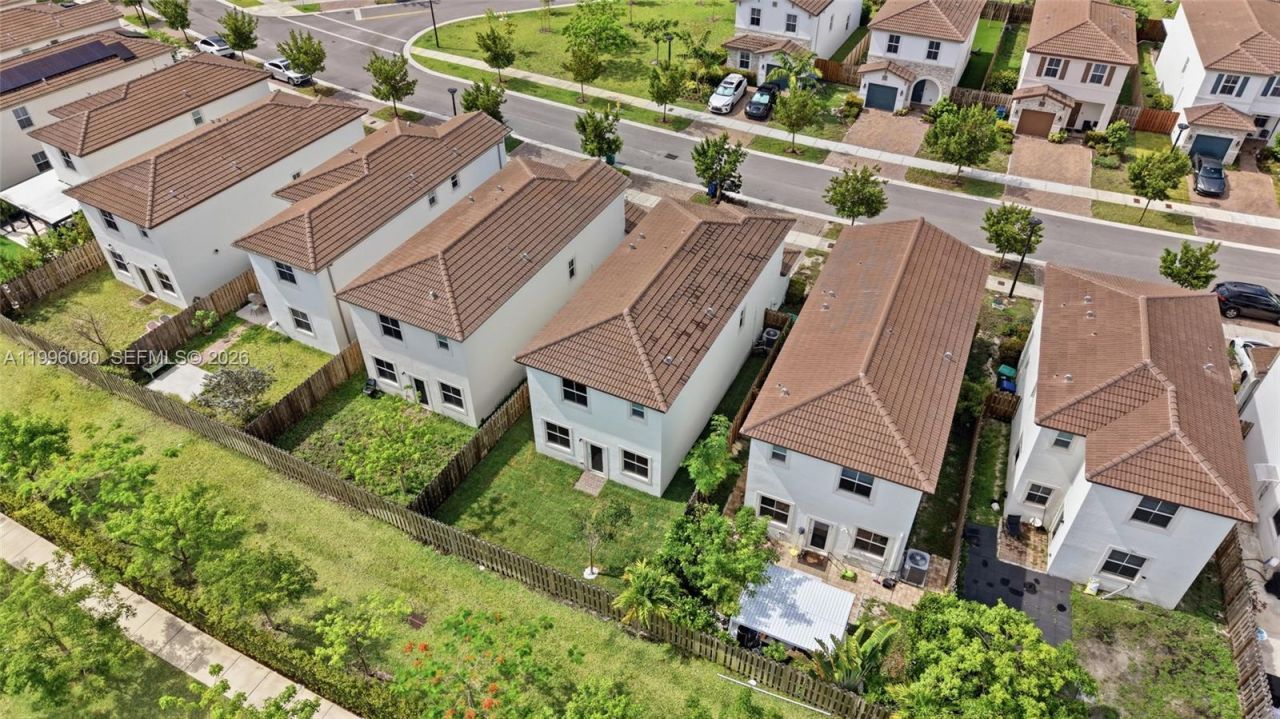 2345 NW 131st Cir, Unit 2345, Miami, FL 33167 Photo