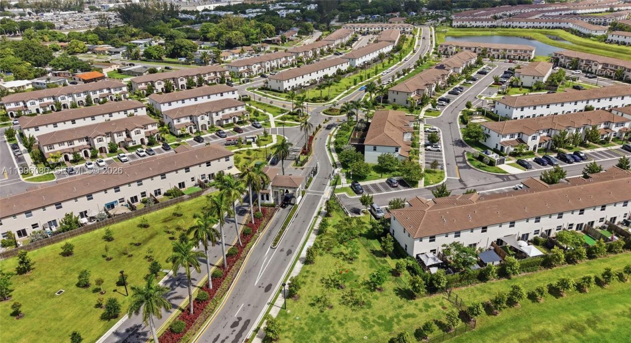 2345 NW 131st Cir, Unit 2345, Miami, FL 33167 Photo