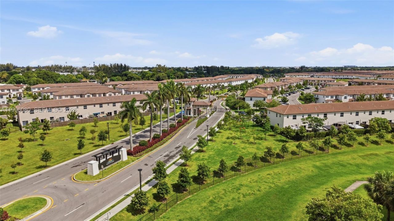 2345 NW 131st Cir, Unit 2345, Miami, FL 33167 Photo