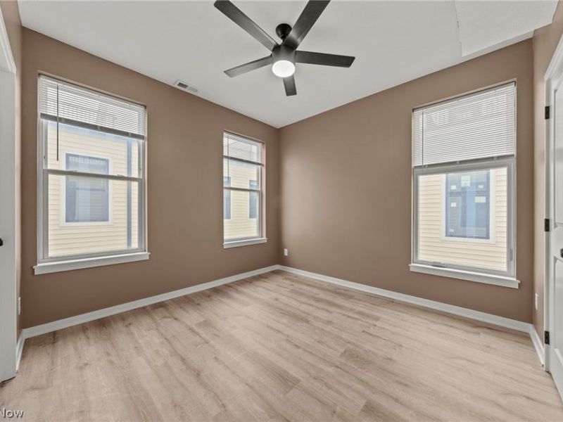 1922 W 47th Avenue, Cleveland, OH 44102 Photo 18