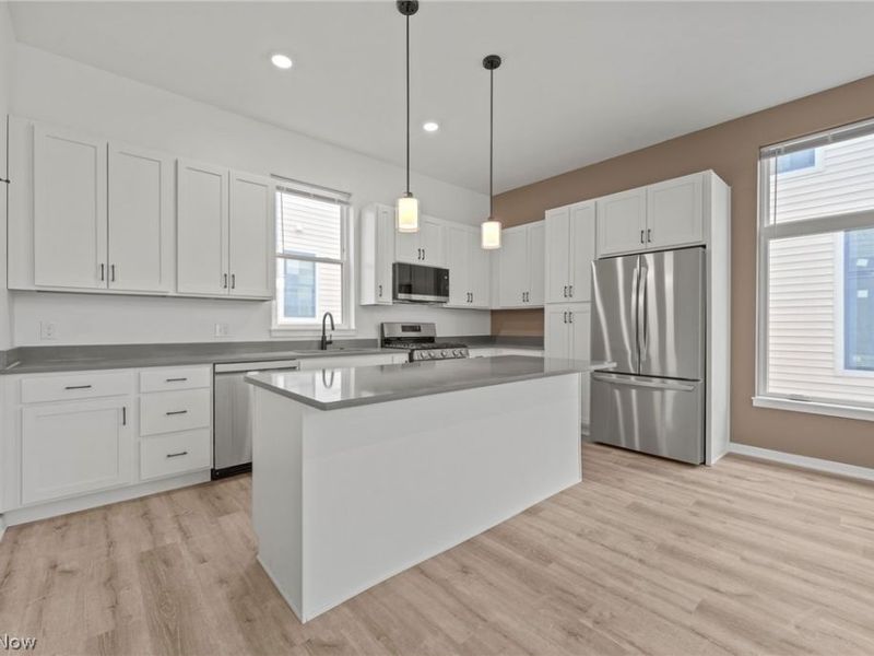 1922 W 47th Avenue, Cleveland, OH 44102 Photo 6