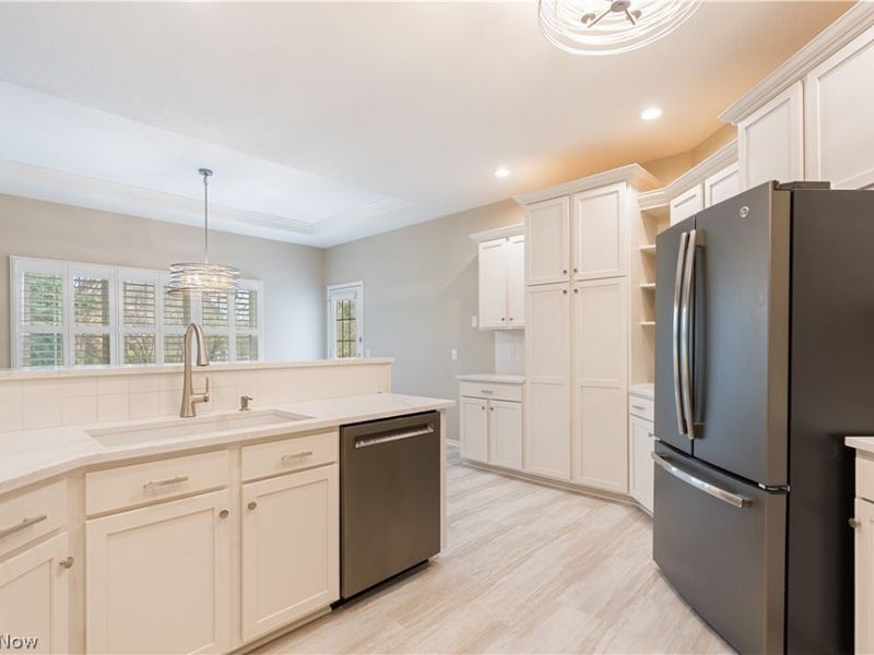 4456 Red Panda Circle NW, Massillon, OH 44646 Photo 12