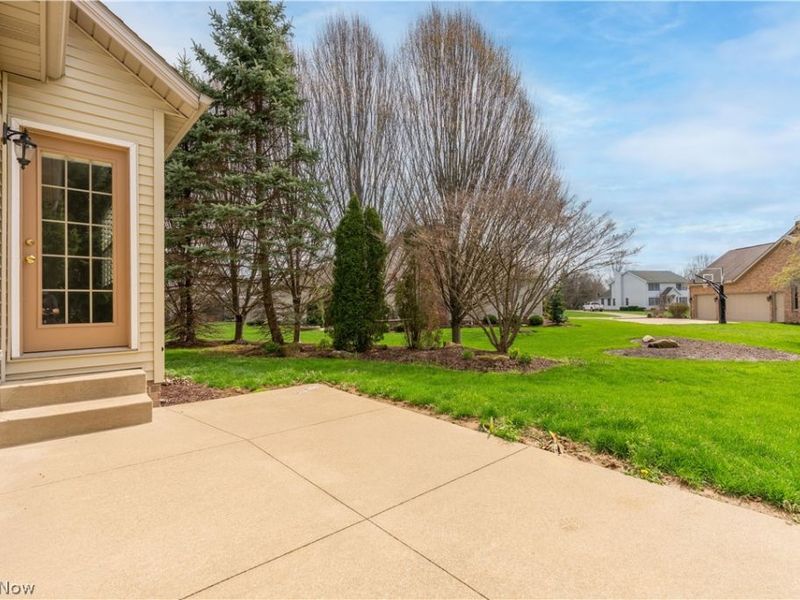4456 Red Panda Circle NW, Massillon, OH 44646 Photo 42