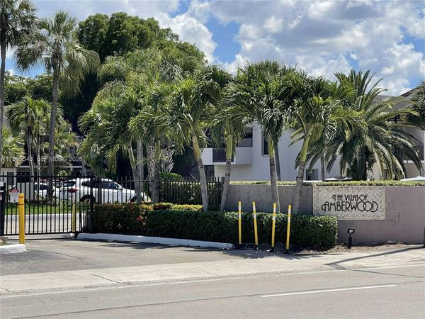 9944 NW 41st St, Unit 23, Doral, FL 33178