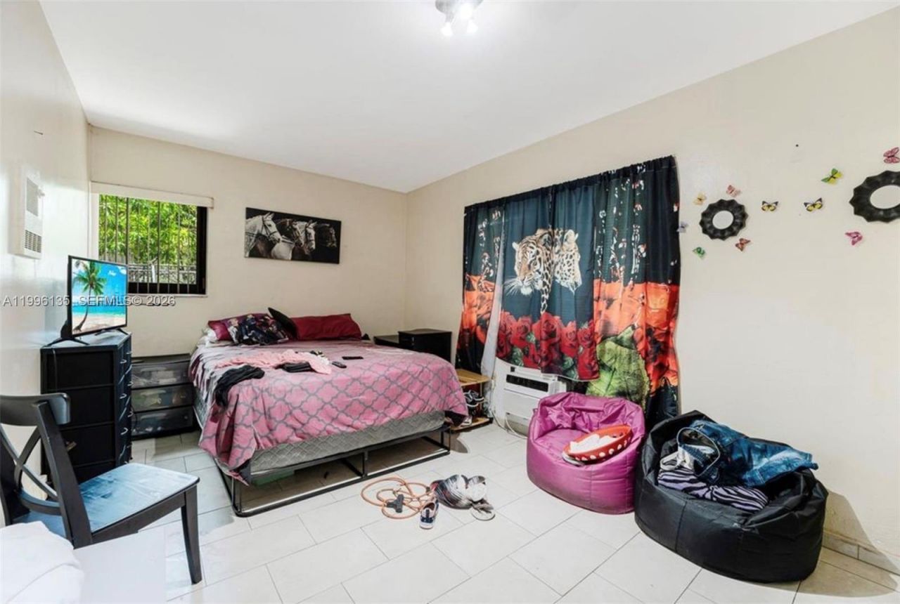 7625 NW 4th Ct, Miami, FL 33150 Photo