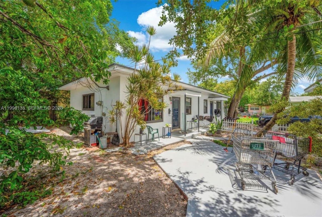 7625 NW 4th Ct, Miami, FL 33150 Photo