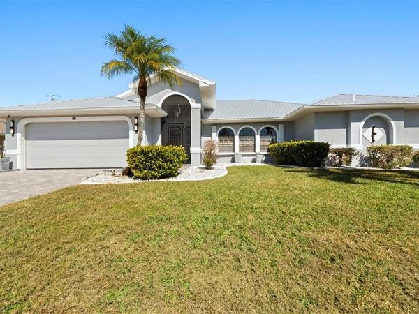 619 SE 22nd ST , CAPE CORAL, FL 33990
