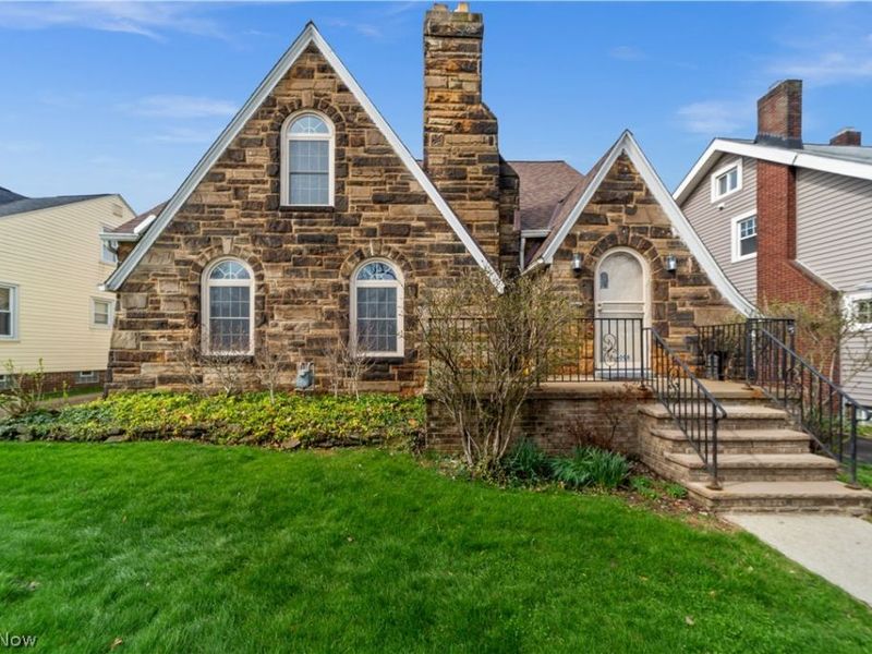 6098 Manchester Road, Parma, OH 44129 Photo 1