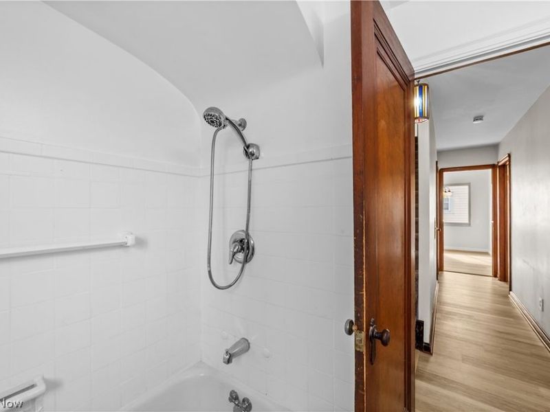 6098 Manchester Road, Parma, OH 44129 Photo 18