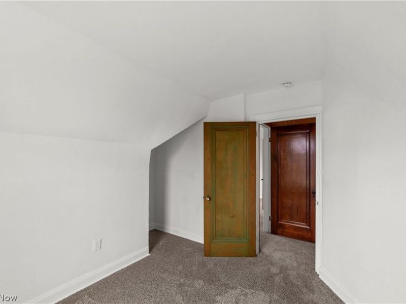 6098 Manchester Road, Parma, OH 44129 Photo 24