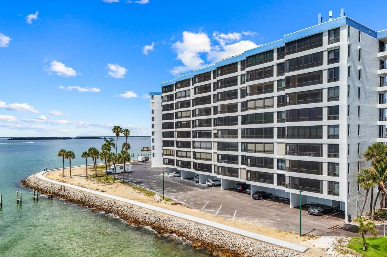 15011 Punta Rassa Rd, Unit 403, Fort Myers, FL 33908 Photo