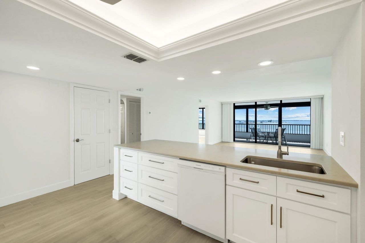 15011 Punta Rassa Rd, Unit 403, Fort Myers, FL 33908 Photo