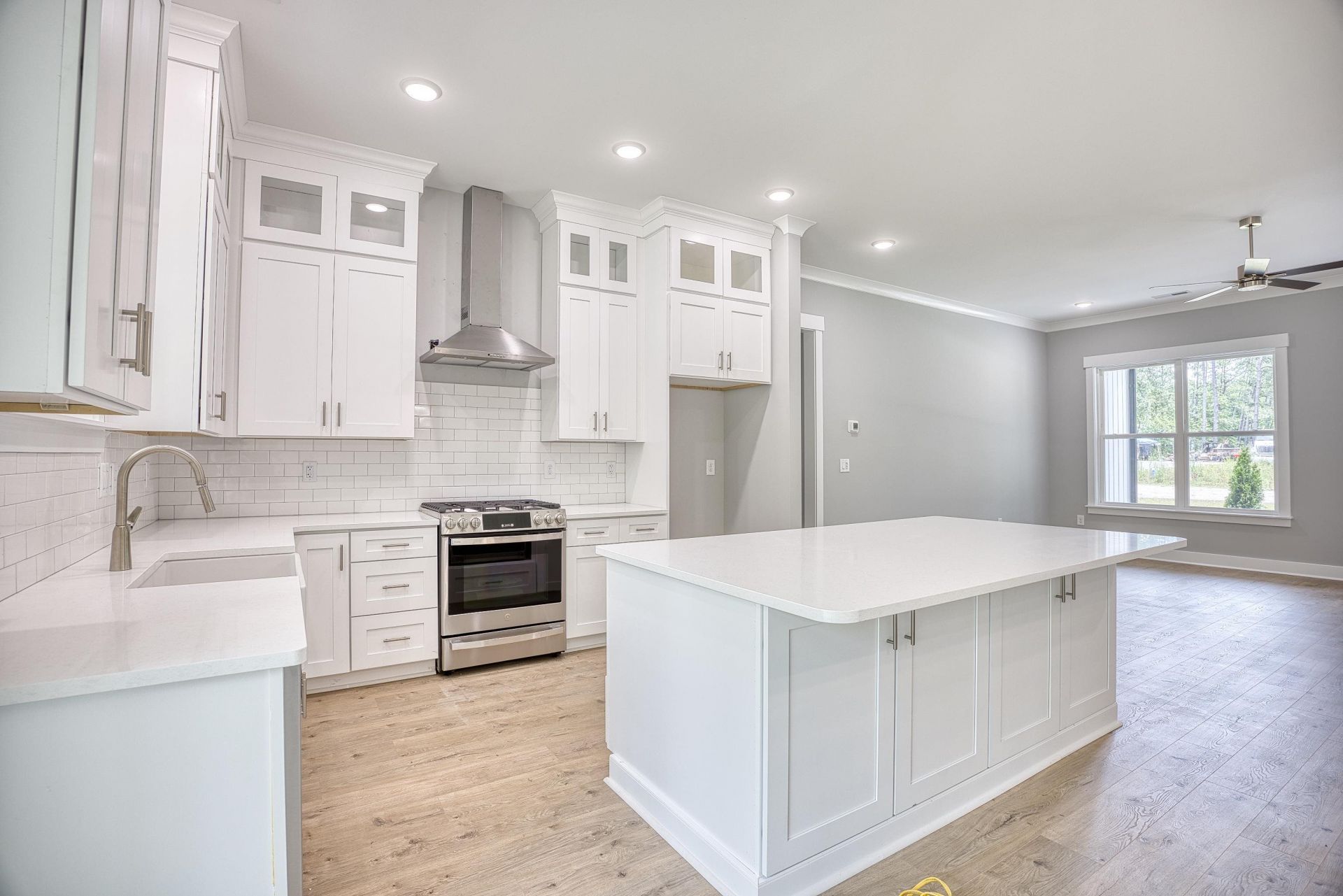 198 Fern Creek Ct.  Photo 11