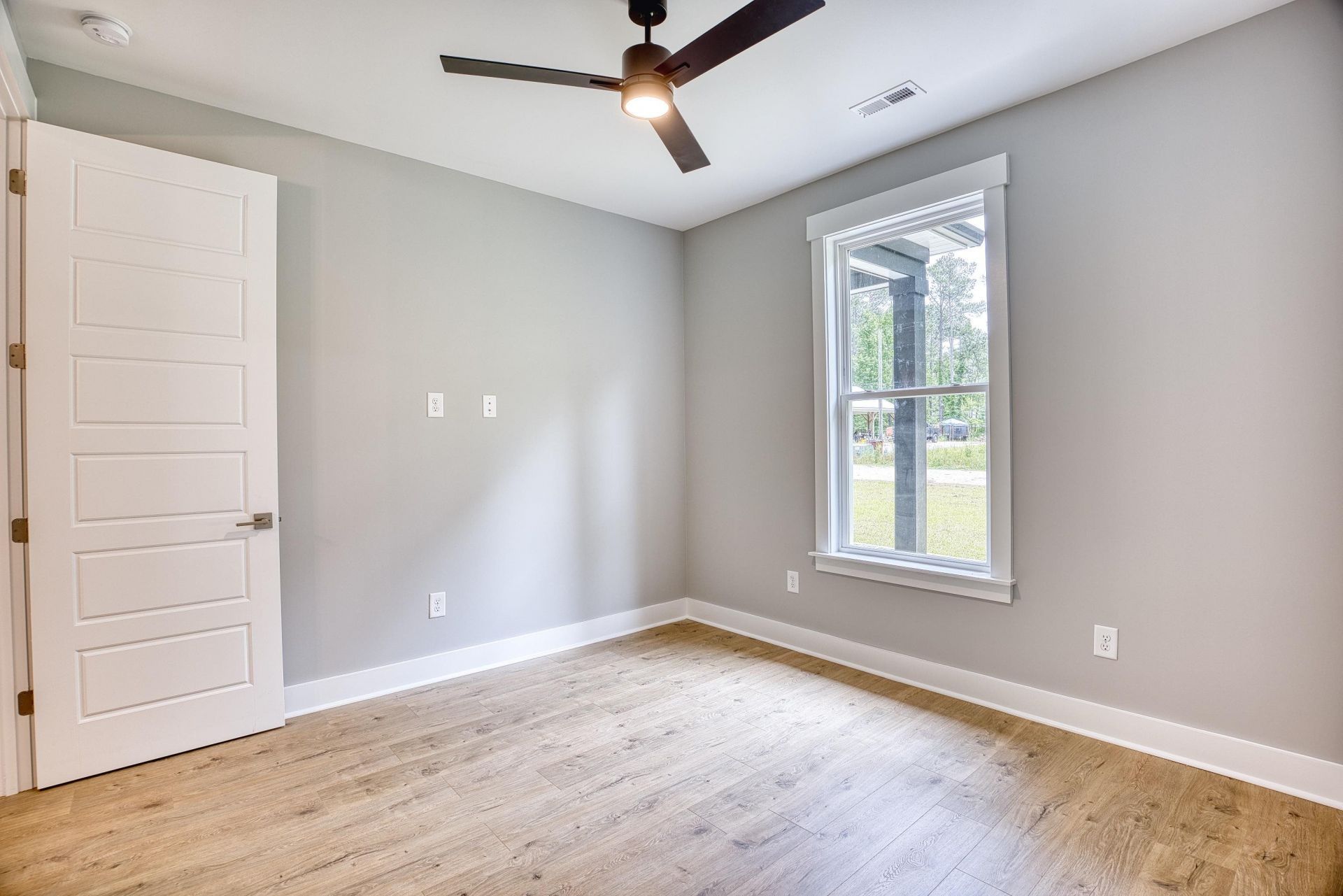 198 Fern Creek Ct.  Photo 19