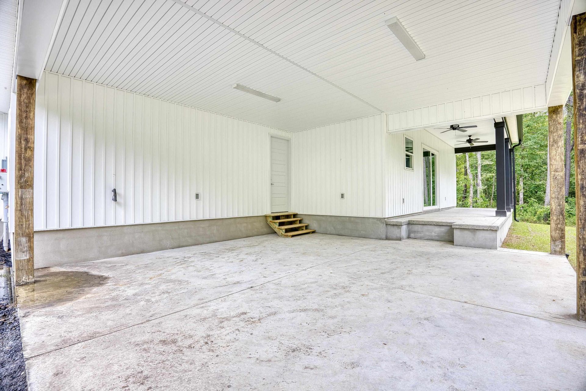 198 Fern Creek Ct. Photo 32