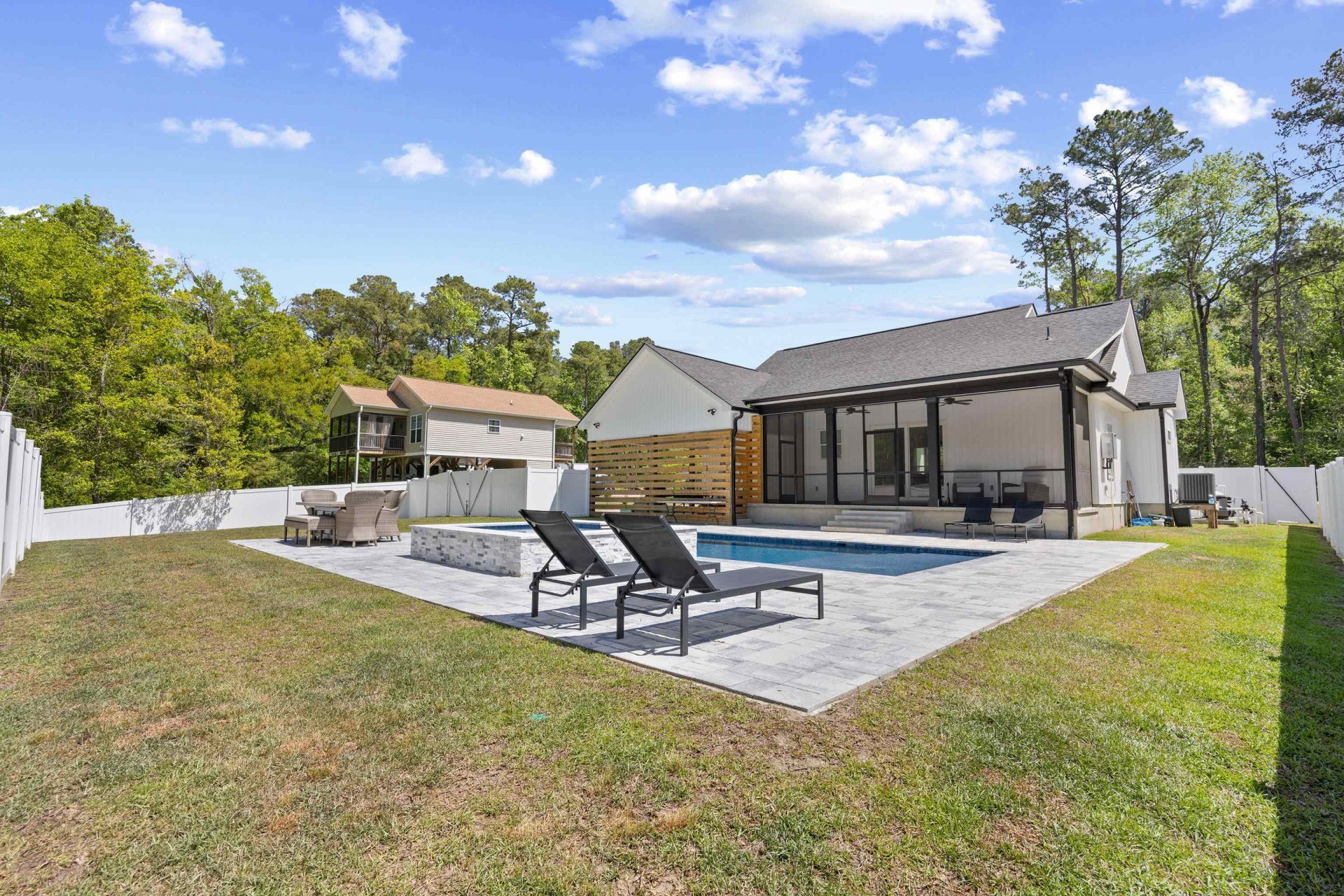 198 Fern Creek Ct. Photo 34