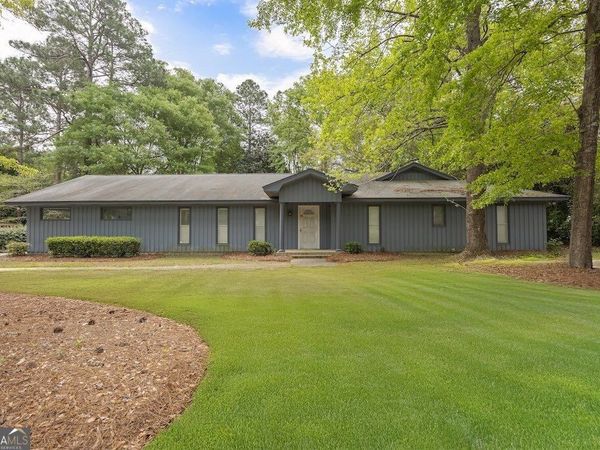 210 Wildwood Drive, Statesboro, GA 30458