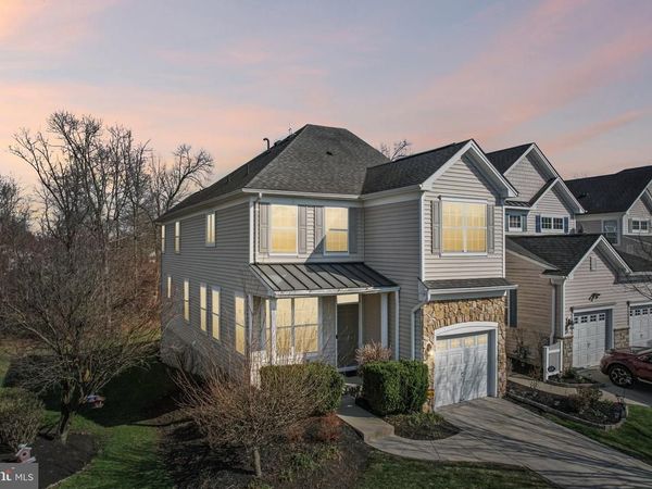 24 COMPASS CIRCLE, MOUNT LAUREL, NJ 08054