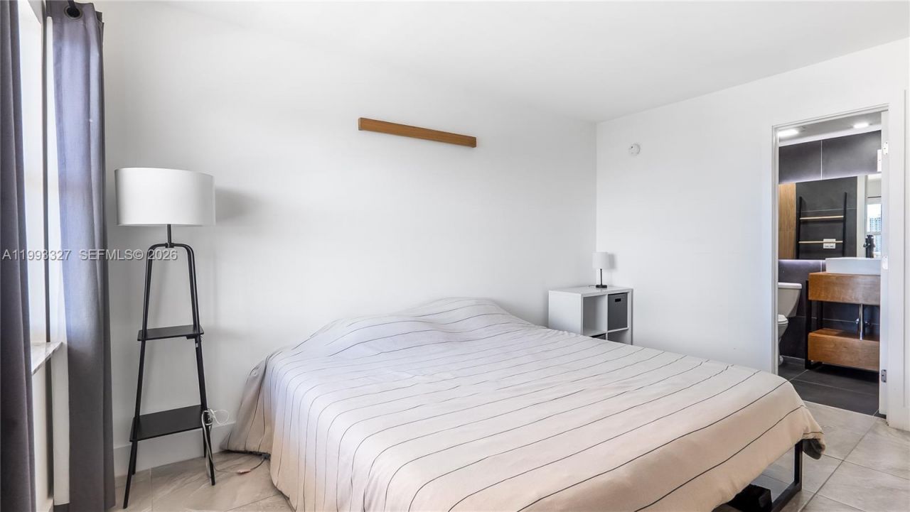 121 Golden Isles Dr , Unit 803, Hallandale Beach, FL 33009 Photo