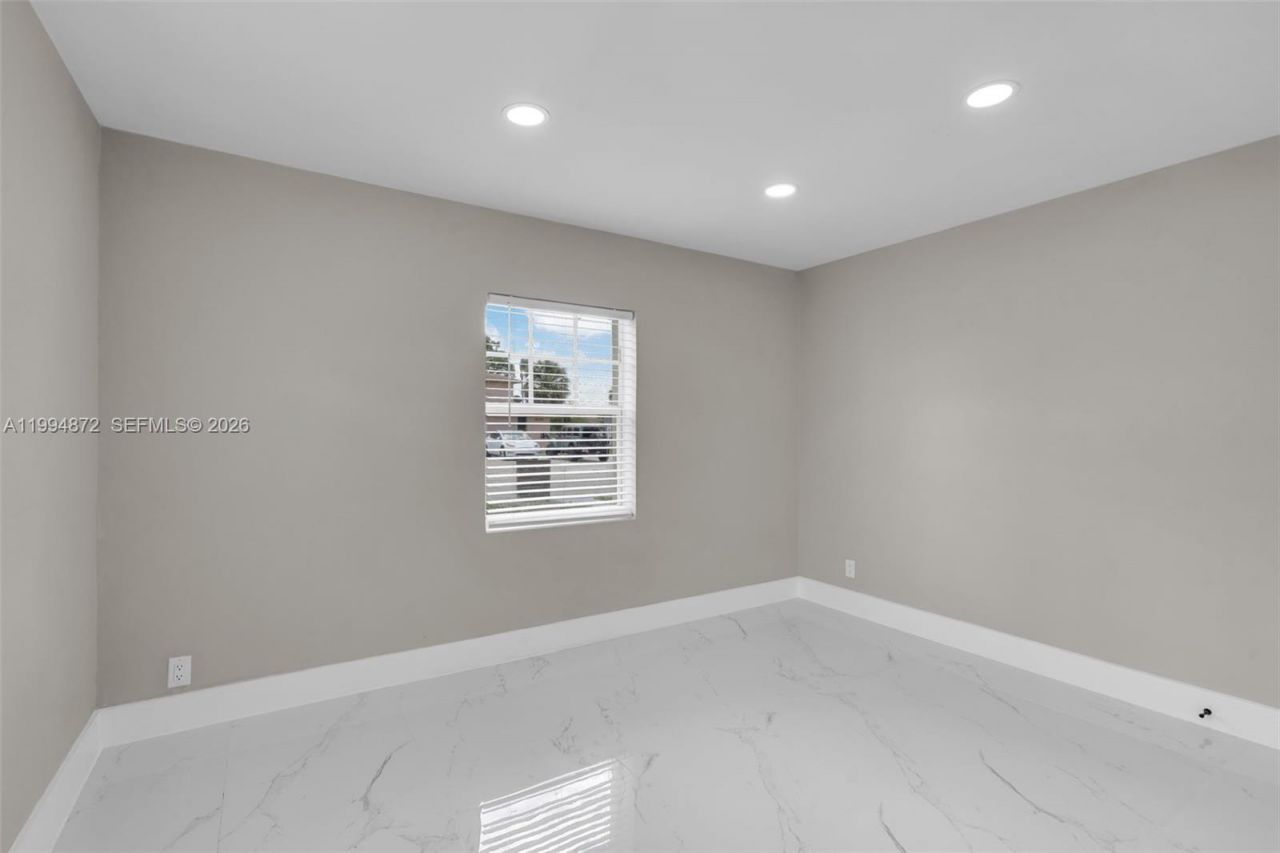 1660 W 26th St, Riviera Beach, FL 33404 Photo