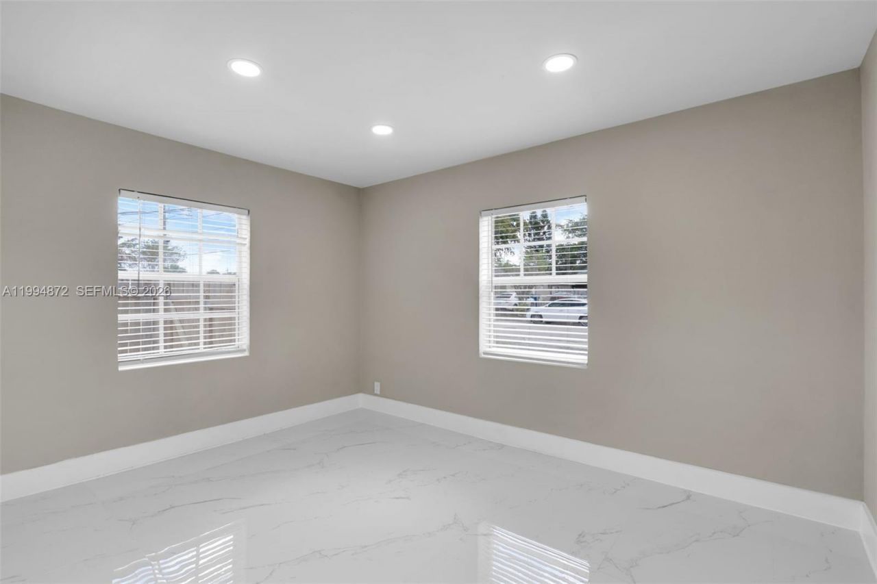 1660 W 26th St, Riviera Beach, FL 33404 Photo