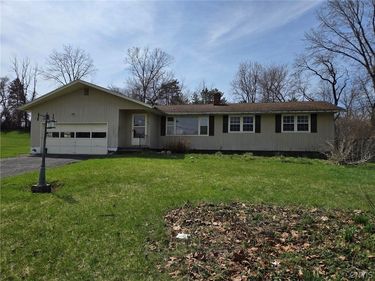 225 MARSH DRIVE, DeWitt, NY 13214