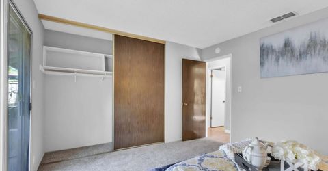 217 Roundtree Ct, Sacramento, CA 95831 Photo