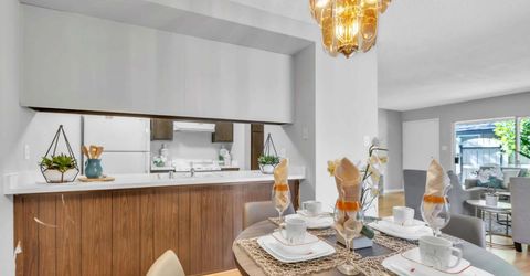 217 Roundtree Ct, Sacramento, CA 95831 Photo