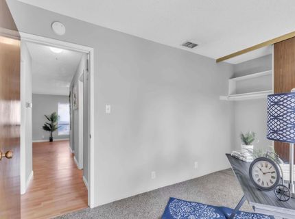 217 Roundtree Ct, Sacramento, CA 95831 Photo