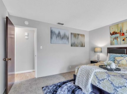 217 Roundtree Ct, Sacramento, CA 95831 Photo