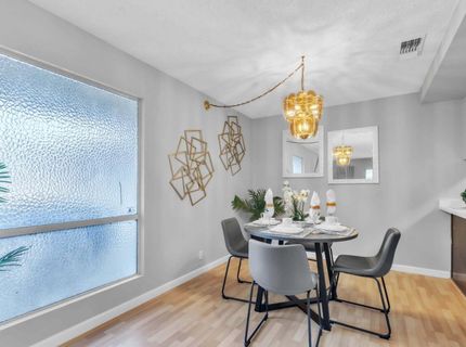 217 Roundtree Ct, Sacramento, CA 95831 Photo