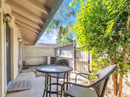 217 Roundtree Ct, Sacramento, CA 95831 Photo