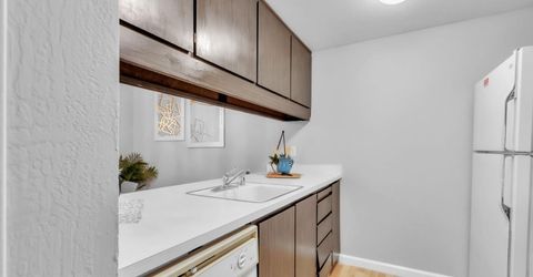 217 Roundtree Ct, Sacramento, CA 95831 Photo