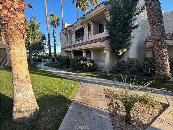 2700 Lawrence Crossley , Unit 84, Palm Springs, CA 92264