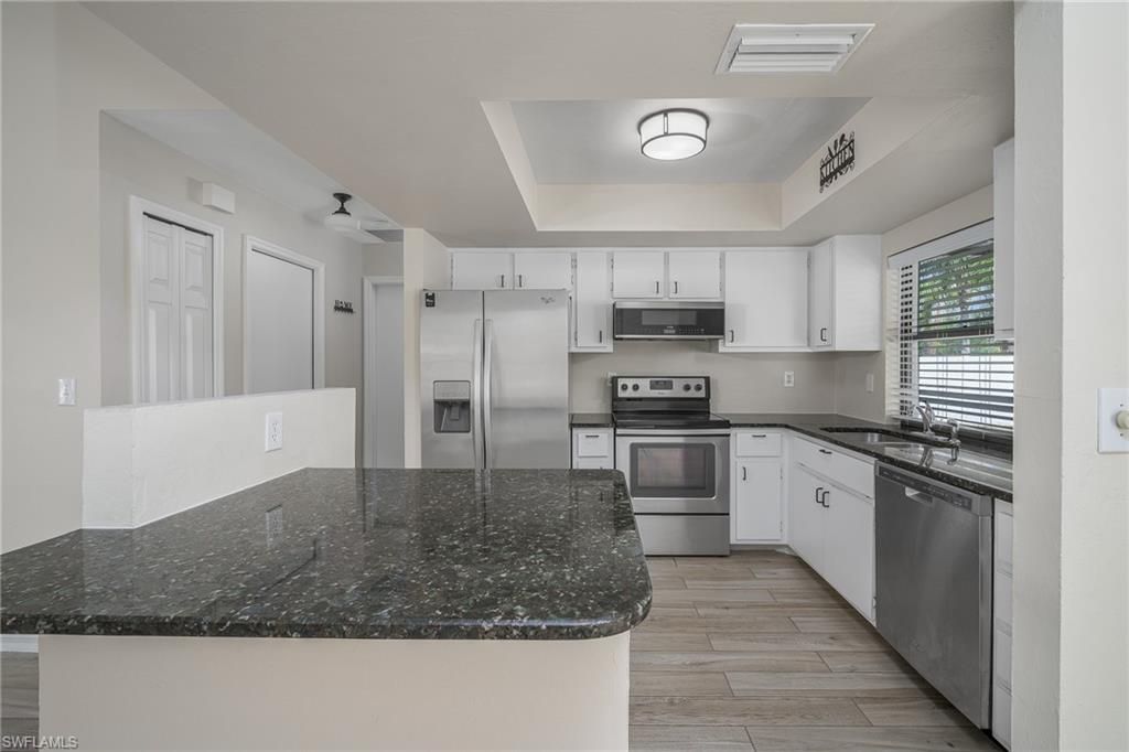 2115 SE 14th St, Cape Coral, FL 33990 Photo