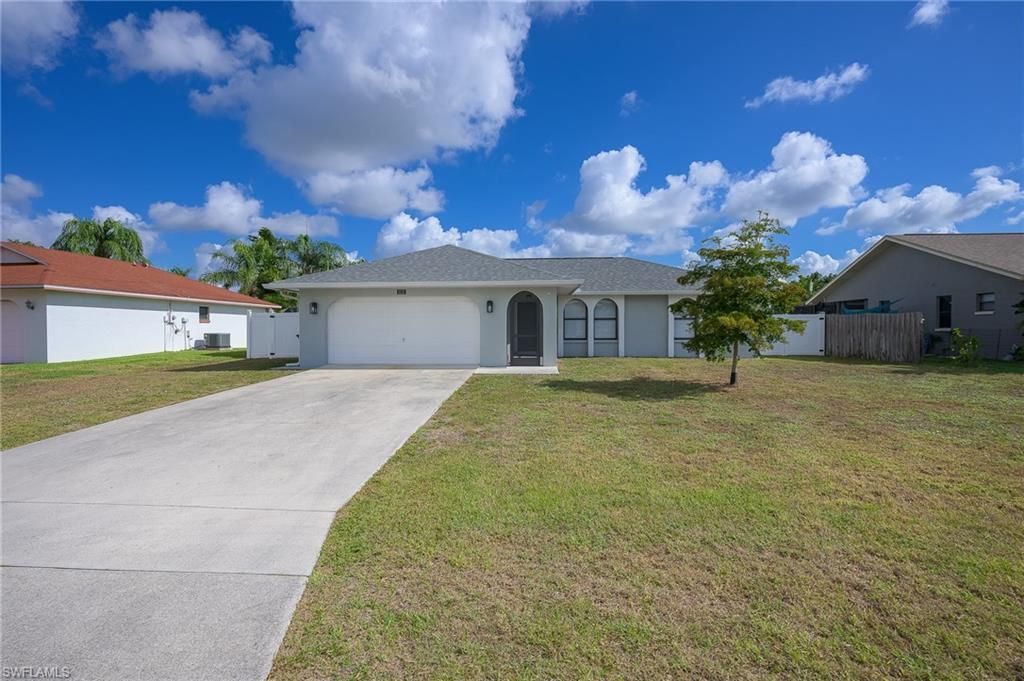 2115 SE 14th St, Cape Coral, FL 33990 Photo