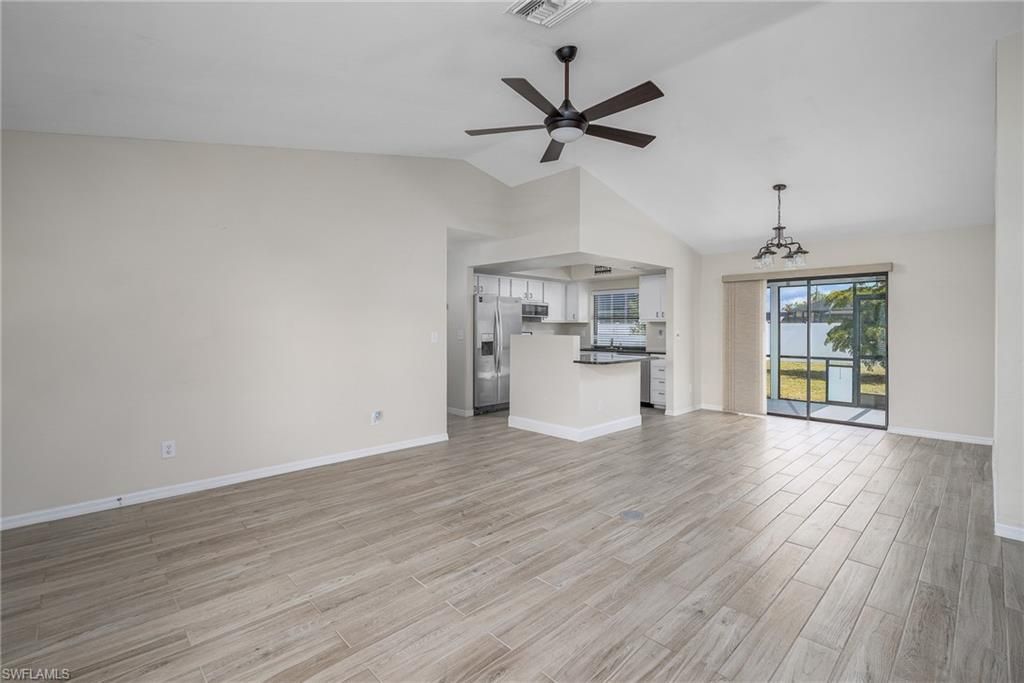 2115 SE 14th St, Cape Coral, FL 33990 Photo