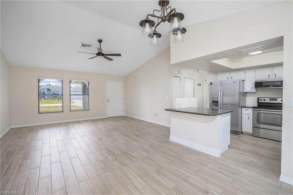 2115 SE 14th St, Cape Coral, FL 33990 Photo