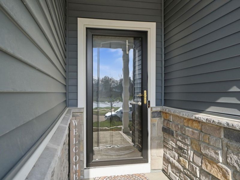 5895 Seffner Drive, Westerville, OH 43081 Photo 9