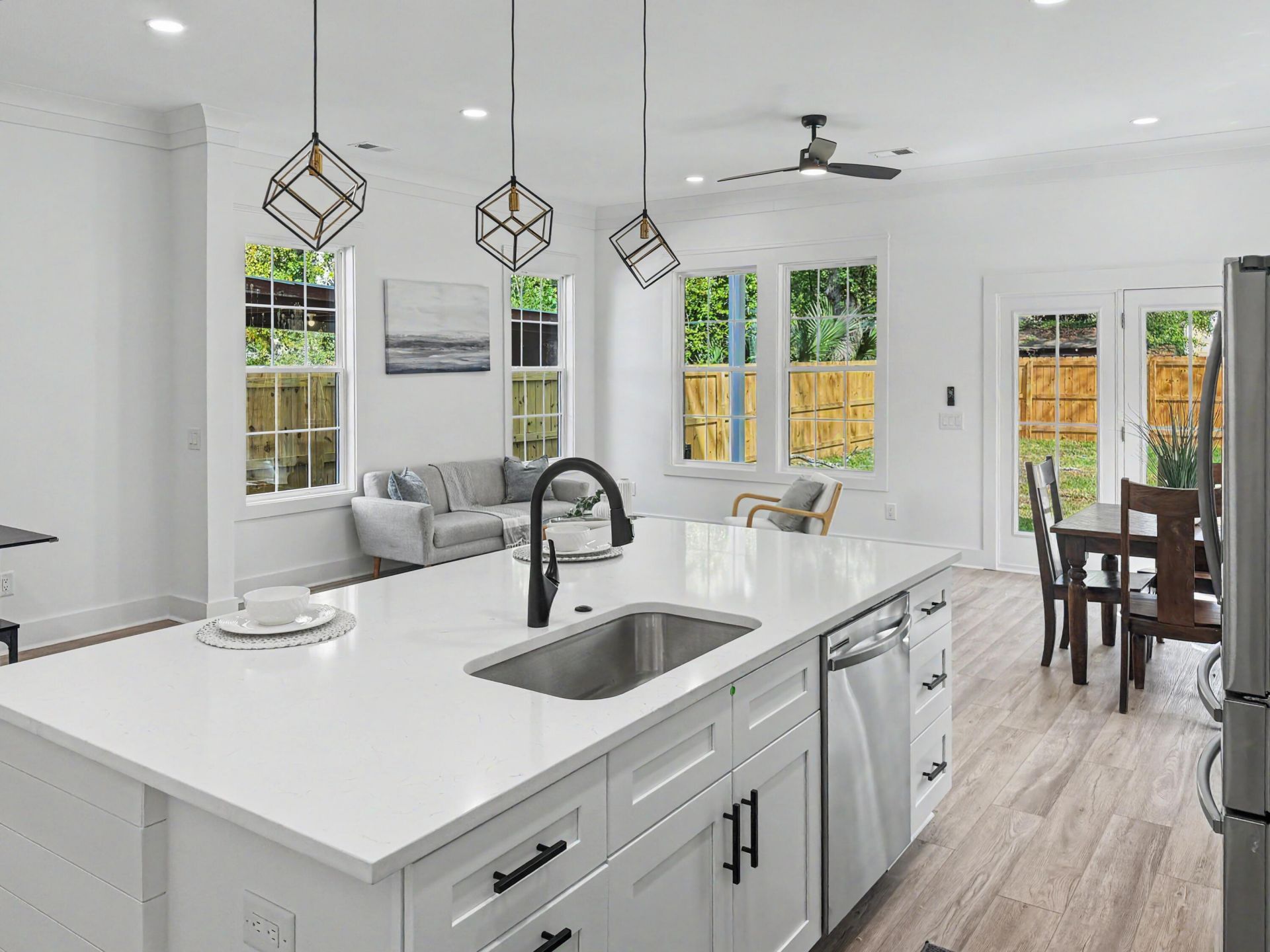 2012 Bolton Street Photo 10