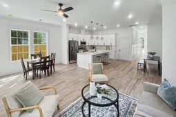 2012 Bolton Street photo 4