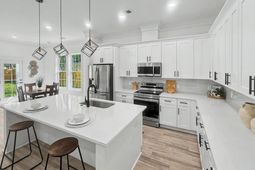 2012 Bolton Street photo 4