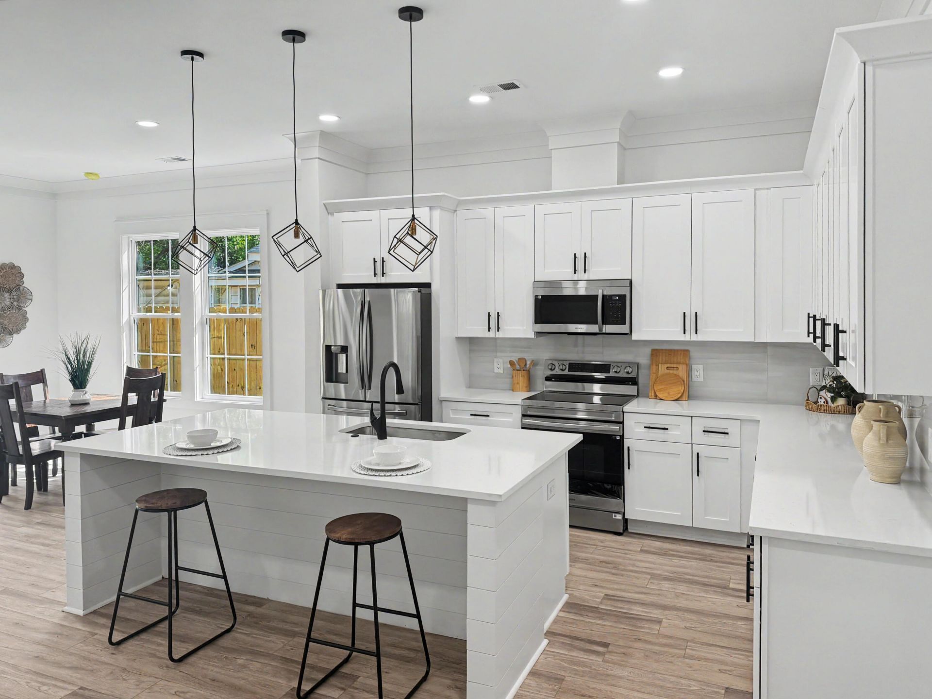 2012 Bolton Street Photo 5