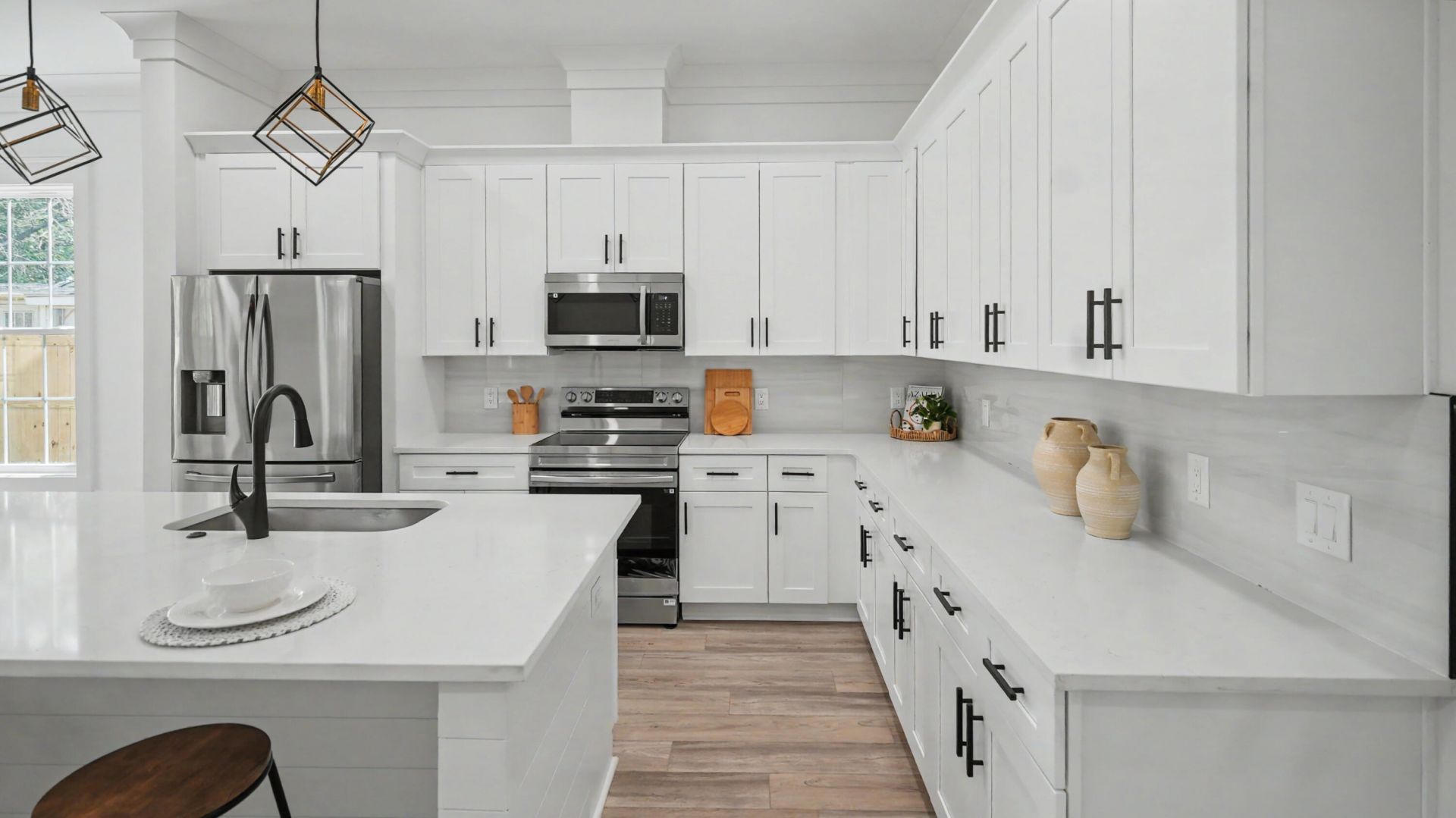 2012 Bolton Street Photo 6