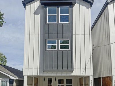 2016 Comstock Avenue, North Charleston, SC 29405