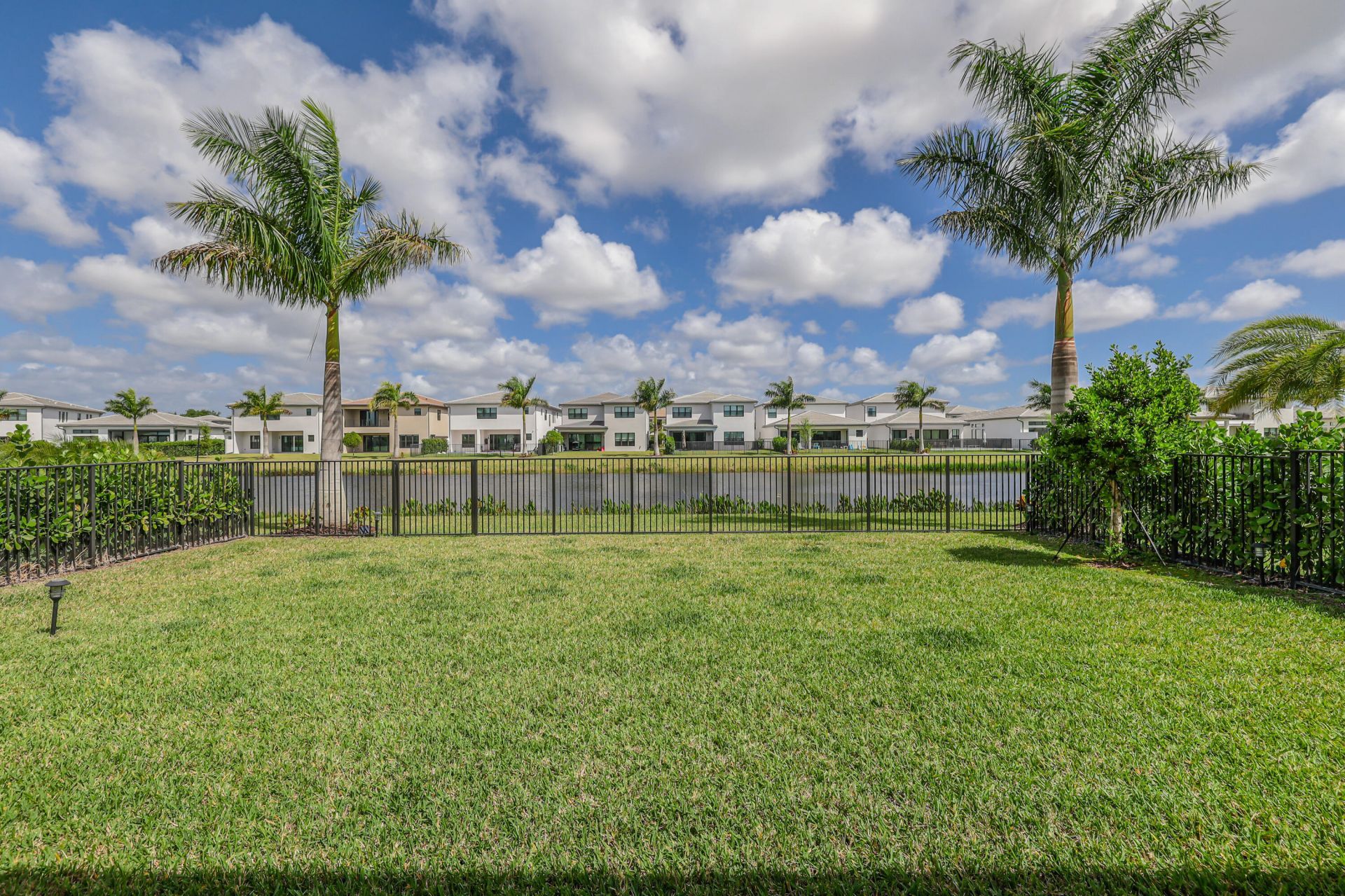 8283 Royal County Down Road, Boca Raton, FL 33434 Photo
