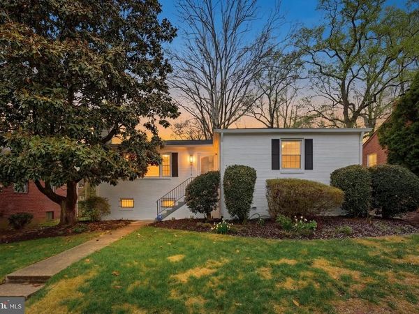 8916 WHITNEY STREET, SILVER SPRING, MD 20901