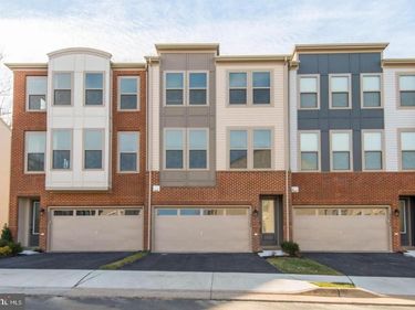 42482 DOGWOOD GLEN SQUARE, STERLING, VA 20166