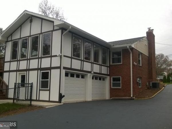 1318 MAYFLOWER DRIVE , MCLEAN, VA 22101